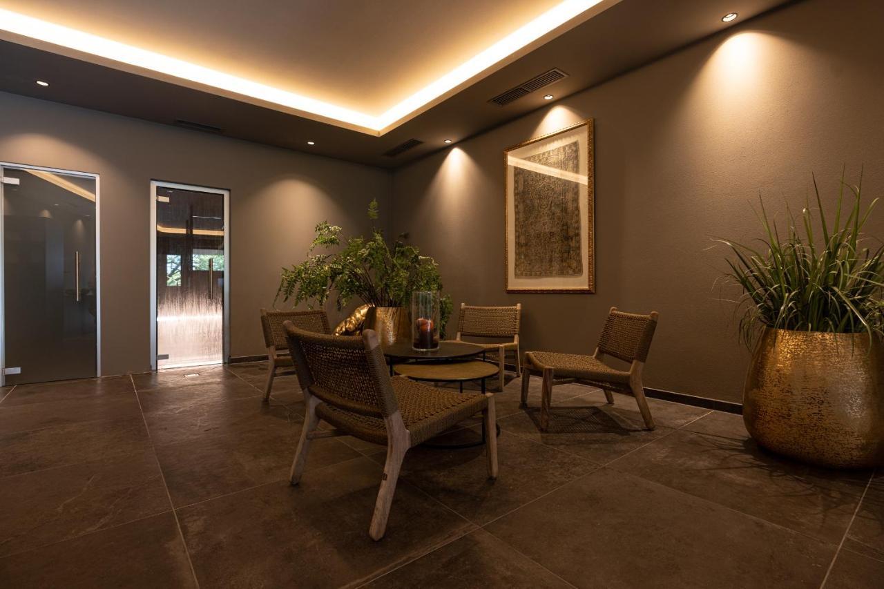 Hotel Finkenhof - Feel At Home Schenna Ngoại thất bức ảnh
