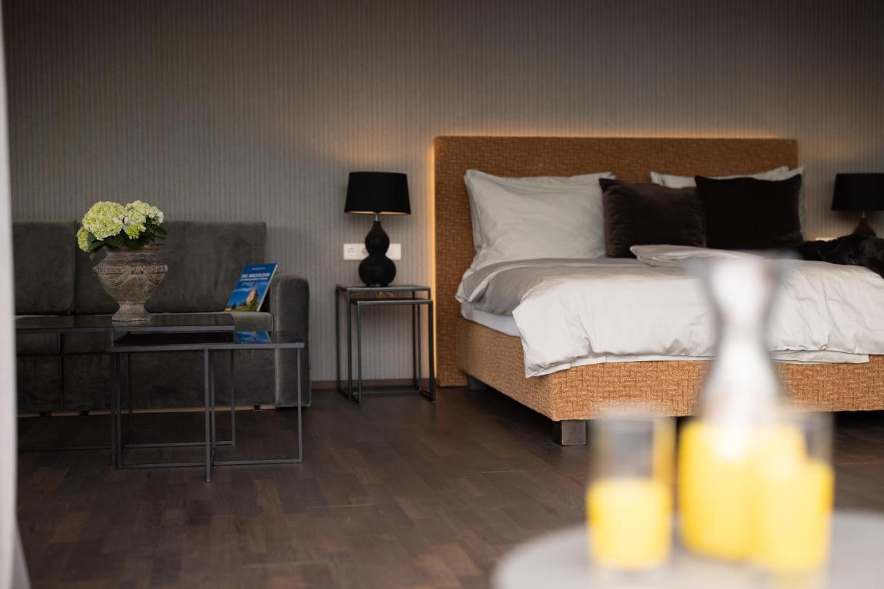 Hotel Finkenhof - Feel At Home Schenna Ngoại thất bức ảnh